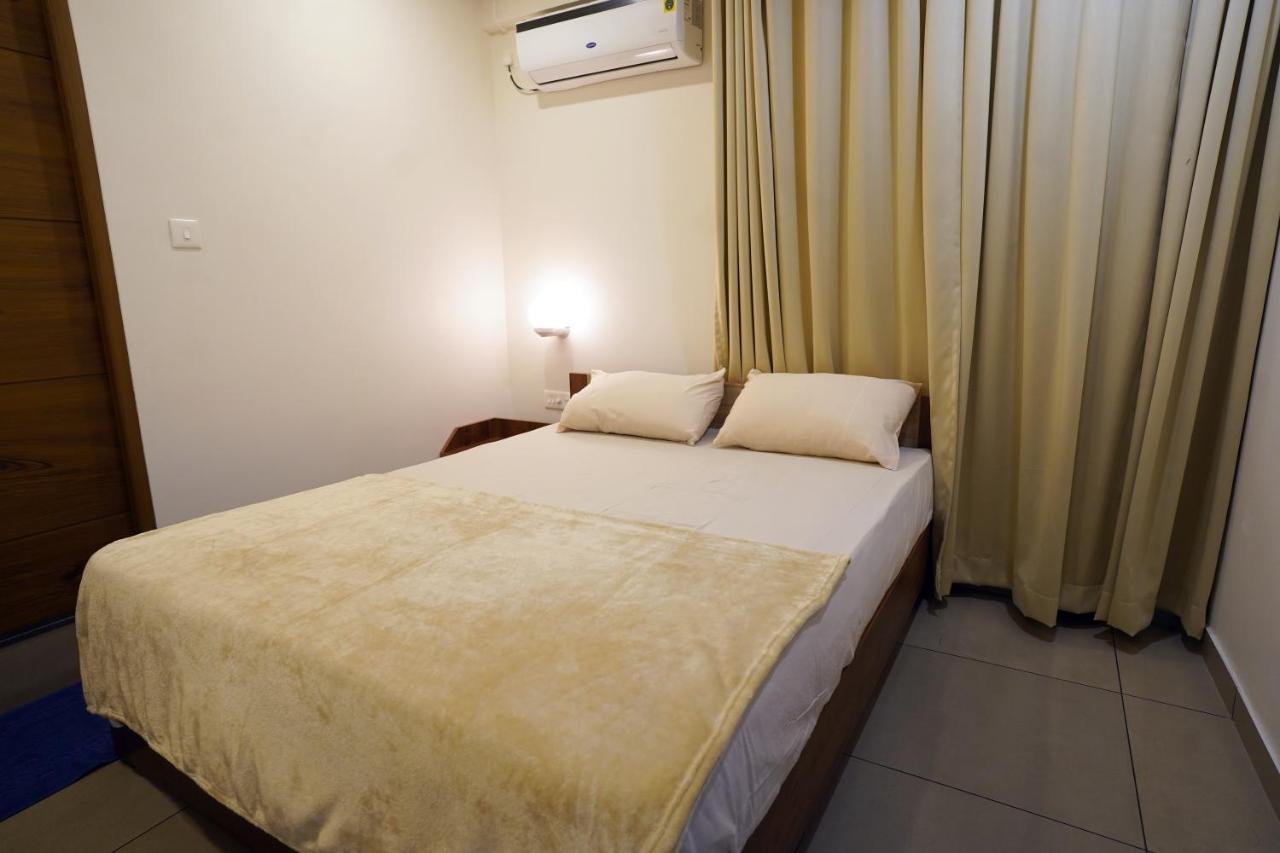 Kadampanattu'S Homestay Kochi Ngoại thất bức ảnh